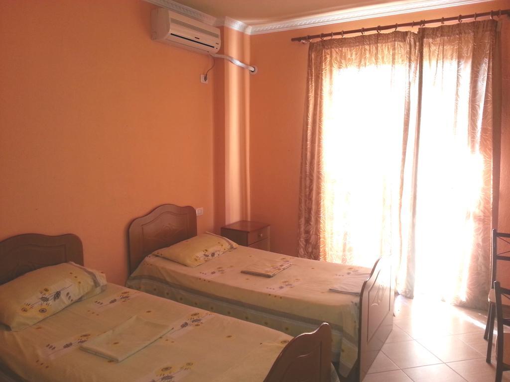 Hotel Palma Durrës Quarto foto